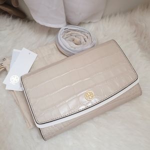 Tory Burch Robinson Embossed Chain Wallet